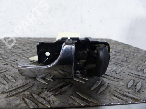 Used Front right interior door handle Front right interior door handle NISSAN TERRANO II (R20) 3.0 Di 4WD (154 hp) 10587736 10587736