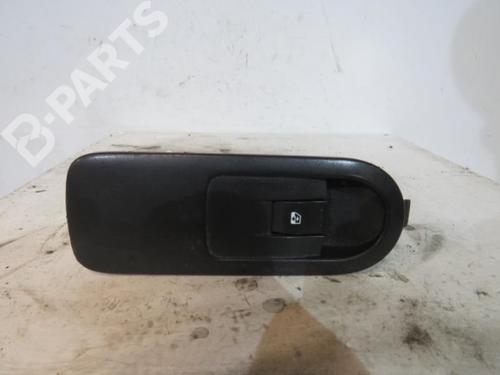 Used Right front window switch Right front window switch RENAULT SCÉNIC II (JM0/1_) 1.5 dCi (JM0F) (82 hp) 10600842 10600842
