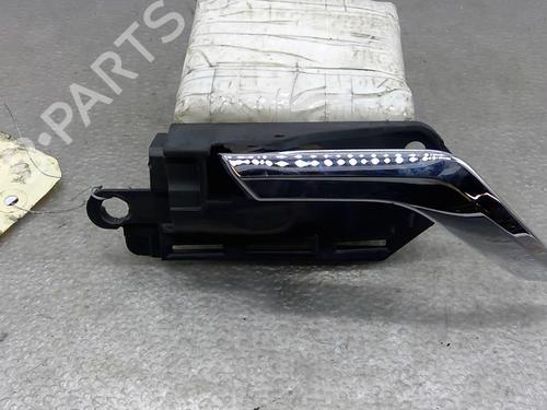 Used Rear right interior door handle Rear right interior door handle SKODA OCTAVIA III Combi (5E5, 5E6) 1.6 TDI (115 hp) 25111126 25111126