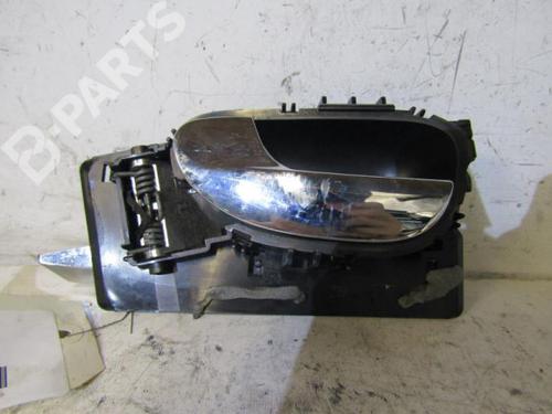 Used Front left interior door handle Front left interior door handle PEUGEOT 307 (3A/C) 2.0 16V (136 hp) 10599759 10599759