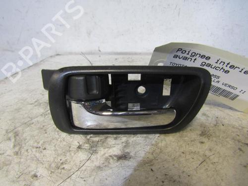 Used Front left interior door handle TOYOTA COROLLA Verso (ZER_, ZZE12_, R1_) 2.0 D-4D (CUR10_, CUR10R) (116 hp) 25079401