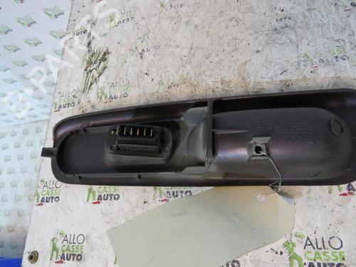 Used Left front window switch Left front window switch RENAULT TWINGO I (C06_) 1.2 16V (C06C, C06D, C06K) (75 hp) 25086504 25086504