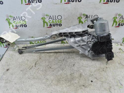 Used Front wiper motor FORD FIESTA VI (CB1, CCN) 1.5 TDCi (75 hp) 25071007
