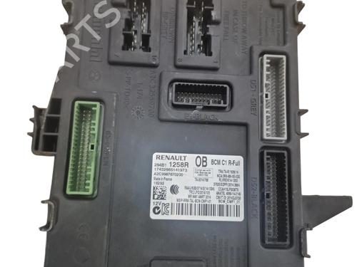 Used Fuse box Fuse box RENAULT MEGANE IV Hatchback (B9A/M/N_) [2015-2026] 33659894 33659894
