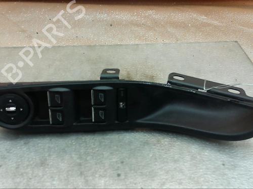 Used Left front window switch FORD FOCUS III 1.6 EcoBoost (150 hp) 25110849