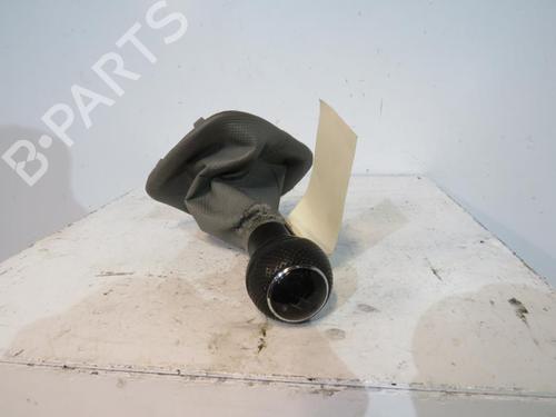 Used Gear lever VW LUPO I (6X1, 6E1) 1.0 (50 hp) 25112867