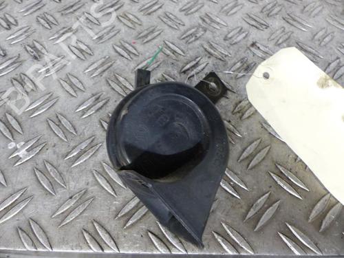 Used Horn NISSAN ALMERA TINO (V10) 2.2 dCi (136 hp) 25080104