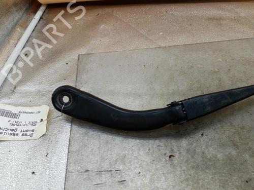 Used Front windshield wiper arm BMW 1 (F20) 118 d (150 hp) 25110286