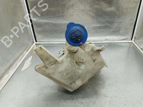 Used Windscreen washer tank TOYOTA AVENSIS Saloon (_T27_) 2.0 D-4D (WWT271_) (143 hp) 25089111