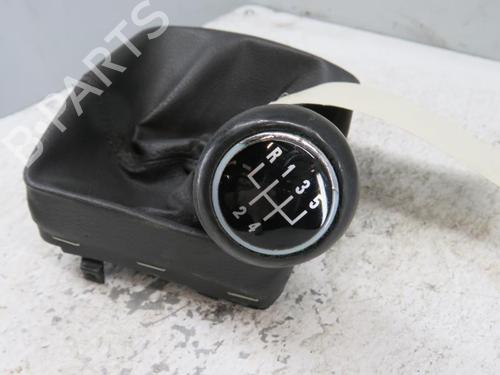 Used Gear lever VW POLO (9N_, 9A_) 1.4 16V (75 hp) 25091998