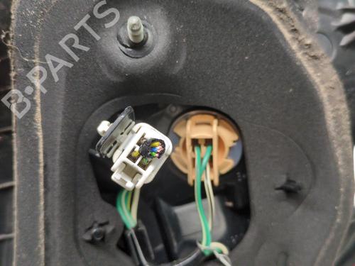 left-taillight-toyota-yaris-_p13_-2010-2011-2012-2013-2014-2015-2016-2017-2018-2019-2020-32325553 main image