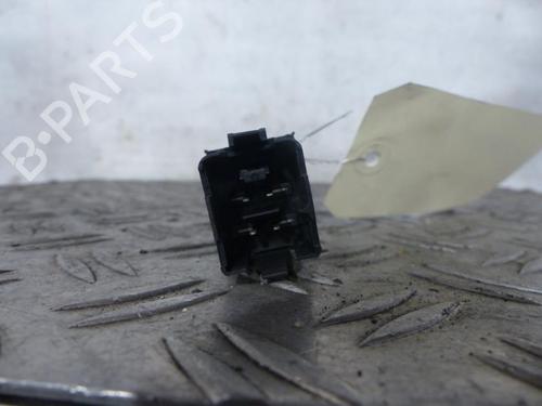 Used Warning switch Warning switch VW SCIROCCO III (137, 138) 2.0 TDI (140 hp) 25064852 25064852