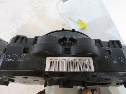 Steering column stalk PEUGEOT EXPERT Tepee (VF3X_) 2.0 HDi 120 | BP28580185I23 - Image 2