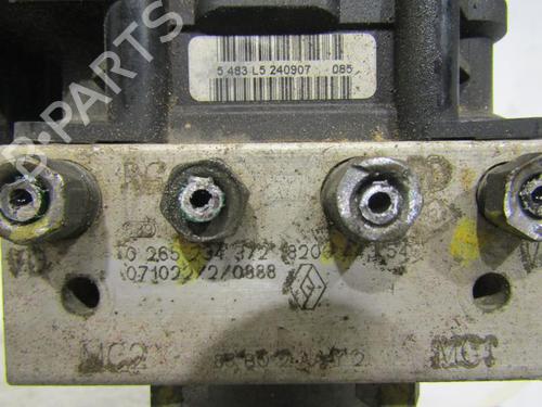 Used ABS pump RENAULT CLIO III (BR0/1, CR0/1) 2.0 16V Sport (CR0N, CR1P) (197 hp) 25063625