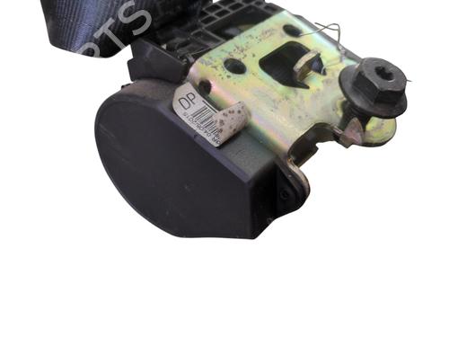 rear-right-seatbelt-dacia-lodgy-js_-2012-32758336 main image