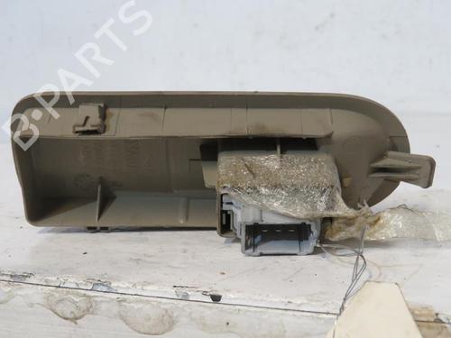 Used Right front window switch Right front window switch RENAULT SCÉNIC II (JM0/1_) [2003-2010] 29001447 29001447