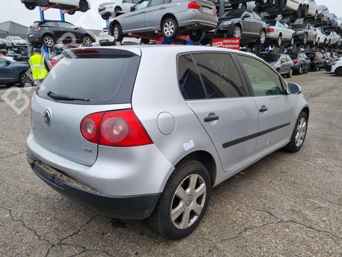 Rear right door window VW GOLF V (1K1)  | BP25057688C21 