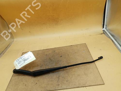 Used Front windshield wiper arm CITROËN BERLINGO / BERLINGO FIRST MPV (MF_, GJK_, GFK_) 2.0 HDI 90 (MFRHY) (90 hp) 25105254