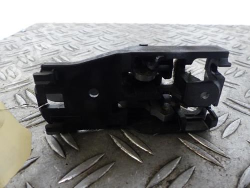 Used Rear left interior door handle Rear left interior door handle TOYOTA RAV 4 II (_A2_) 2.0 D 4WD (CLA20_, CLA21_, CLA20R, CLA21R) (116 hp) 25080264 25080264