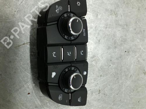 Used Climate control OPEL ASTRA H (A04) [2004-2014]  25104170