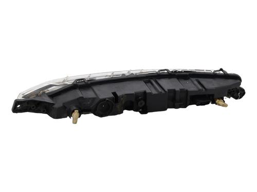 Used Right daytime light Right daytime light 37588238 37588238