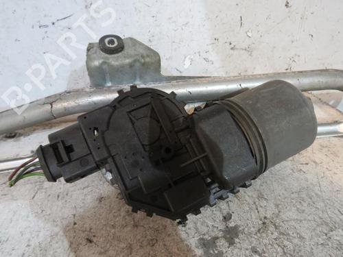 Used Front wiper motor Front wiper motor SKODA SUPERB I (3U4) 1.9 TDI (101 hp) 25067034 25067034