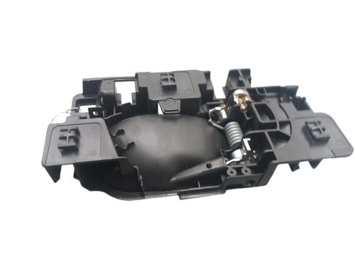 Used Front right interior door handle Front right interior door handle CITROËN C3 III (SX) 1.2 PureTech 82 (83 hp) 25059779 25059779