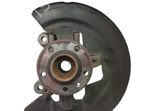 Used Left front steering knuckle Left front steering knuckle VOLVO XC60 I SUV (156) 2.4 D (175 hp) 25871630 25871630