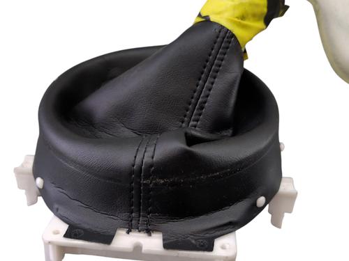 Used Shift knob Shift knob PEUGEOT 4008 1.8 HDi AWC (150 hp) 28071339 28071339