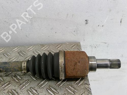 Used Left front driveshaft CITROËN C3 II (SC_) 1.4 (73 hp) 25089503