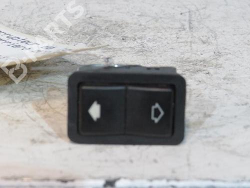 Used Right rear window switch Right rear window switch BMW 5 (E39) 523 i (170 hp) 10602998 10602998