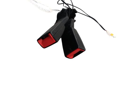 Seat buckle CITROËN C4 CACTUS 1.2 VTi 82 | BP31167881I32 - Image 2