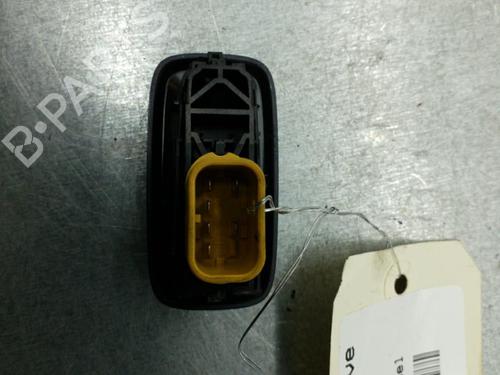 Used Right front window switch Right front window switch FORD FIESTA VI (CB1, CCN) 1.4 TDCi (68 hp) 25089320 25089320