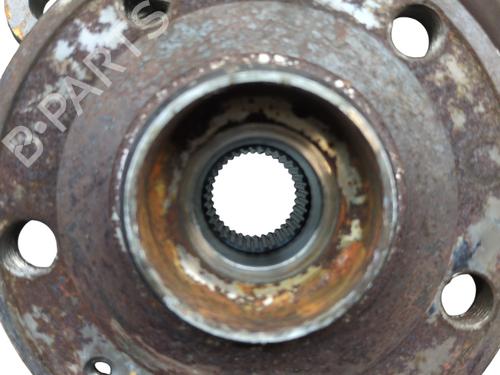 Used Right front steering knuckle Right front steering knuckle VW GOLF VII (5G1, BQ1, BE1, BE2) 1.6 TDI 4motion (105 hp) 32259323 32259323