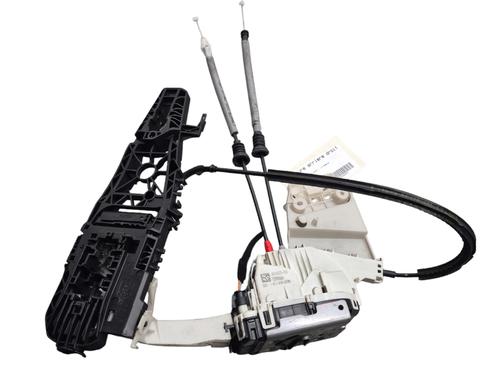 rear-right-lock-fiat-500x-334_-2014-25102082 main image