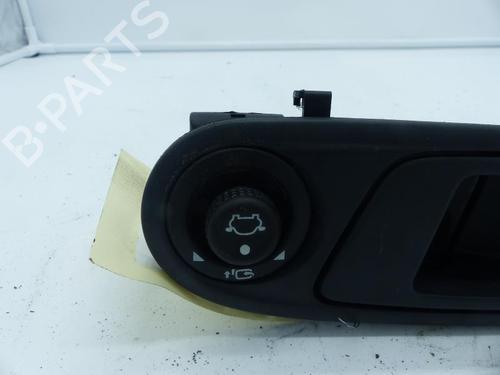 Used Front left interior door handle Front left interior door handle FORD FIESTA VI (CB1, CCN) 1.4 TDCi (70 hp) 25091028 25091028