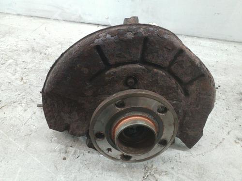 Left front steering knuckle SKODA ROOMSTER (5J7) 1.9 TDI | BP25092794M25 