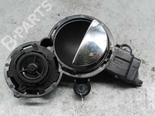 Used Front left interior door handle Front left interior door handle MINI MINI (R50, R53) One (90 hp) 11126393 11126393