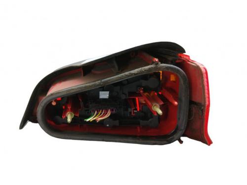 Used Left taillight Left taillight PEUGEOT 106 II (1A_, 1C_) 1.1 i (60 hp) 10738286 10738286