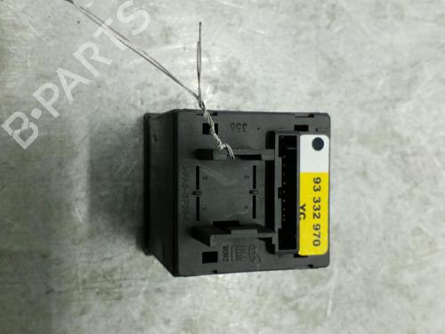 Used Warning switch OPEL MERIVA A MPV (X03) 1.7 CDTI (E75) (100 hp) 25104526