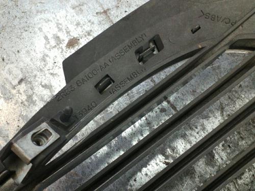 Grille JAGUAR S-TYPE II (X200) 3.0 V6 | BP25062100C40 