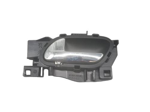 Used Rear left interior door handle Rear left interior door handle PEUGEOT 308 I (4A_, 4C_) 1.6 16V (120 hp) 25053583 25053583