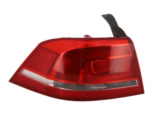 left-taillight-vw-passat-b7-362-2010-2011-2012-2013-2014-2015-2016-37470890 main image