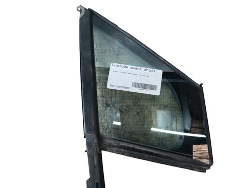 Front right quarter glass PEUGEOT 3008 I MPV (0U_) 1.6 VTi | BP26963953C112 