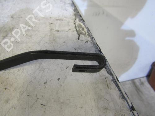 Used Front windshield wiper arm Front windshield wiper arm RENAULT CLIO II (BB_, CB_) [1998-2016] 25106735 25106735