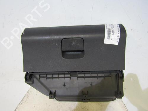 Used Glove box VW POLO (9N_, 9A_) 1.9 SDI (64 hp) 25079642