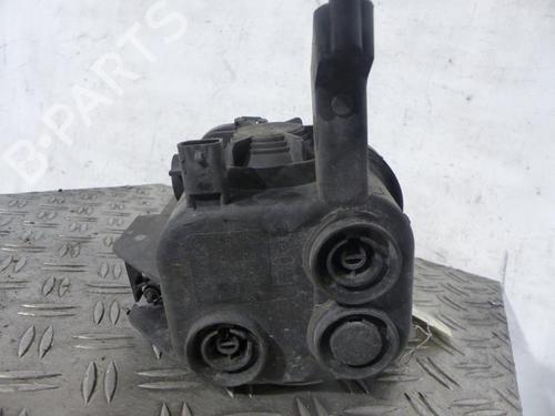 left-front-fog-light-opel-corsa-c-x01-2000-2001-2002-2003-2004-2005-2006-2007-2008-2009-25065084 main image