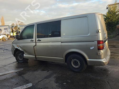 Køler VW TRANSPORTER T5 Van (7HA, 7HH, 7EA, 7EH) 2.5 TDI | BP25089274M31 