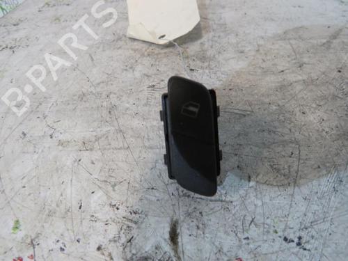 Used Left front window switch VW POLO (9N_, 9A_) 1.2 12V (64 hp) 25097187