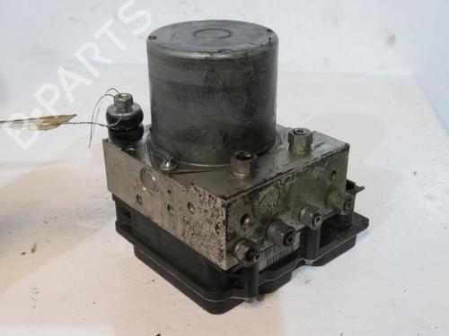 Used ABS pump RENAULT CLIO III (BR0/1, CR0/1) 1.5 dCi (BR17, CR17) (86 hp) 25069095